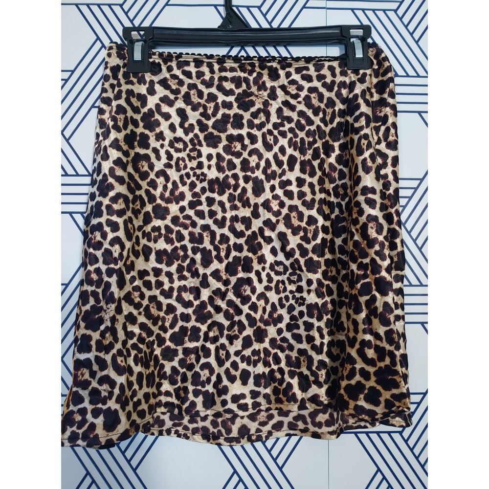 Leopard Print Silky Mini Slip Skirt size S Y2K Lucy Pippa Baddie Coquette